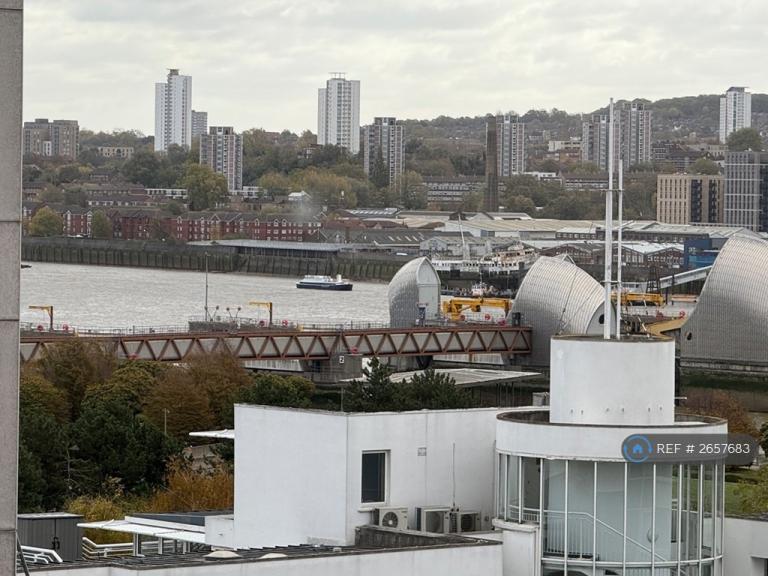 1 bedroom flat in Mercier Court, London, E16 (1 bed) (#2657683)