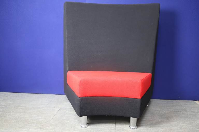 Black and Red Fabric Curved Bench Seat Reception Seating SO-1105