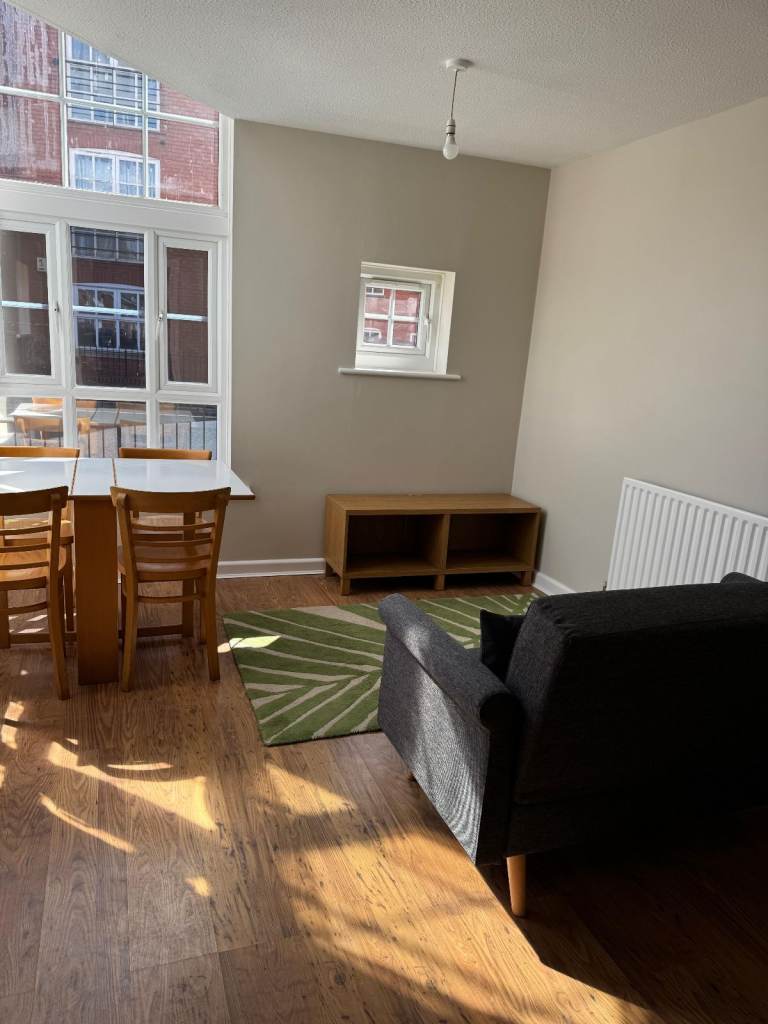 1-bed house to let Hulme