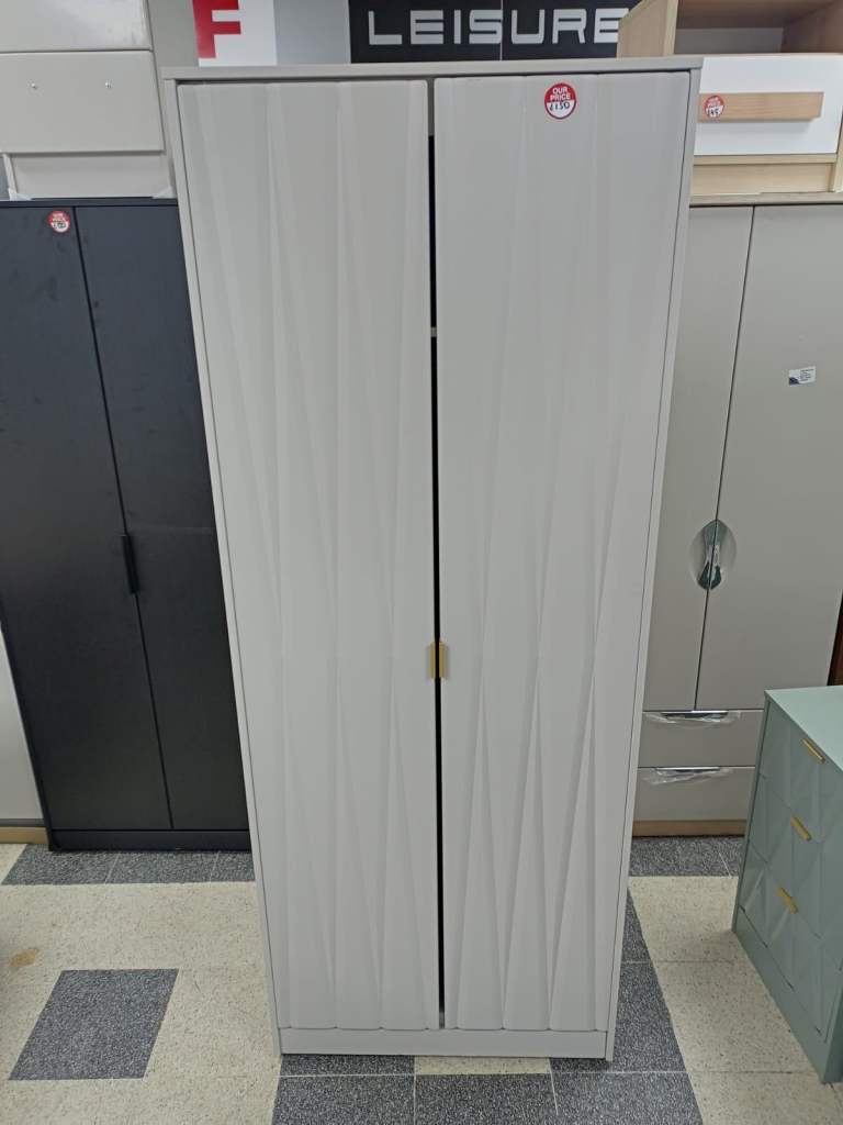 Ex display Already Assembled 2 door Wardrobe 