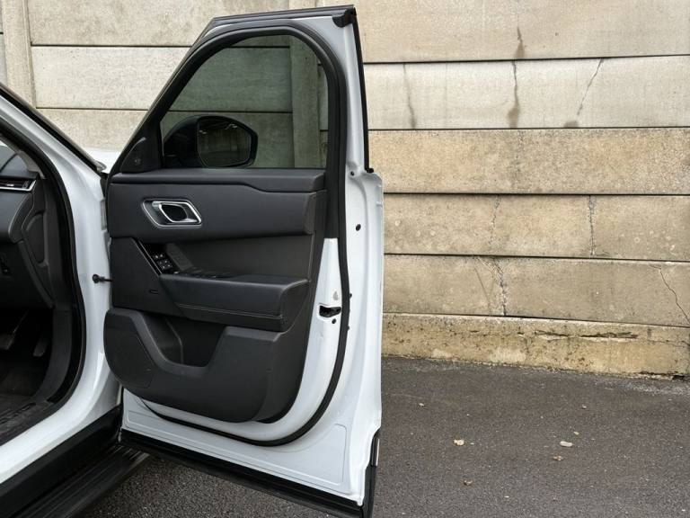 2017 Land Rover Range Rover Velar 2.0 D240 S 5dr Auto ESTATE DIESEL Automatic