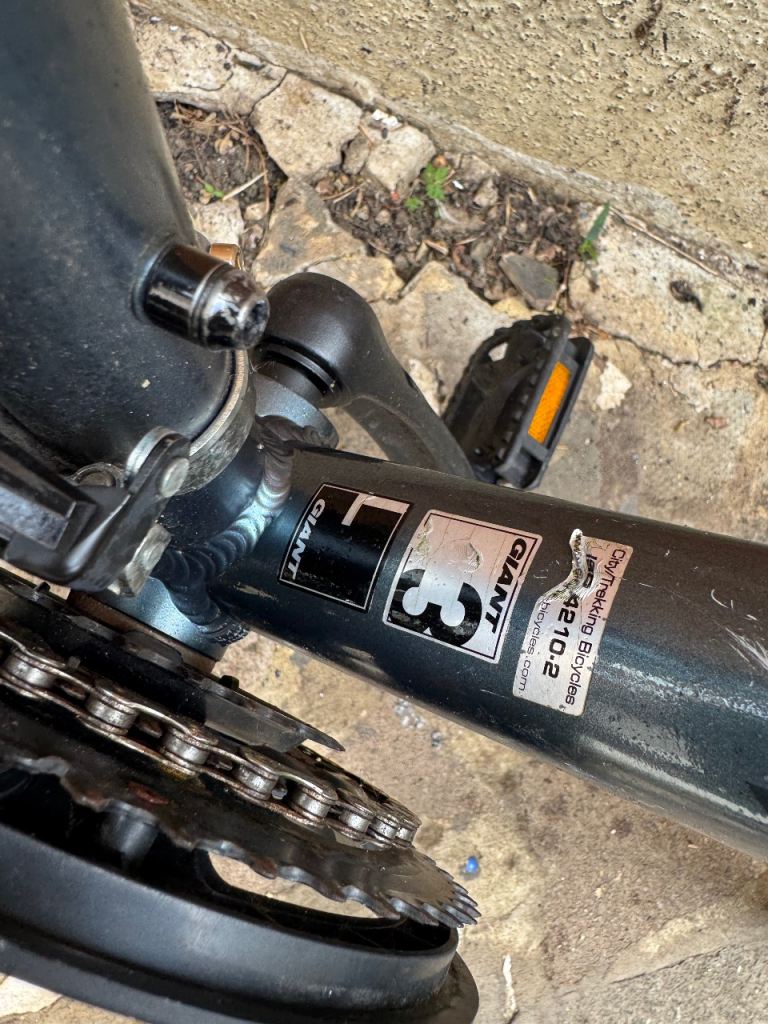 Giant road bike 700 c 