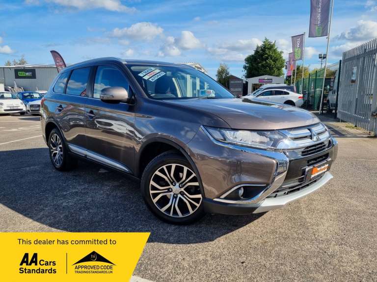 2017 Mitsubishi Outlander 2.2 DI-D 3 SUV 5dr Diesel Auto 4WD Euro 6 - 7 SEATER