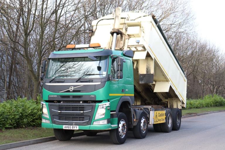 VOLVO FM 410 8X4 SLEEPER CAB ALLOY INSULATED TIPPER (2016)