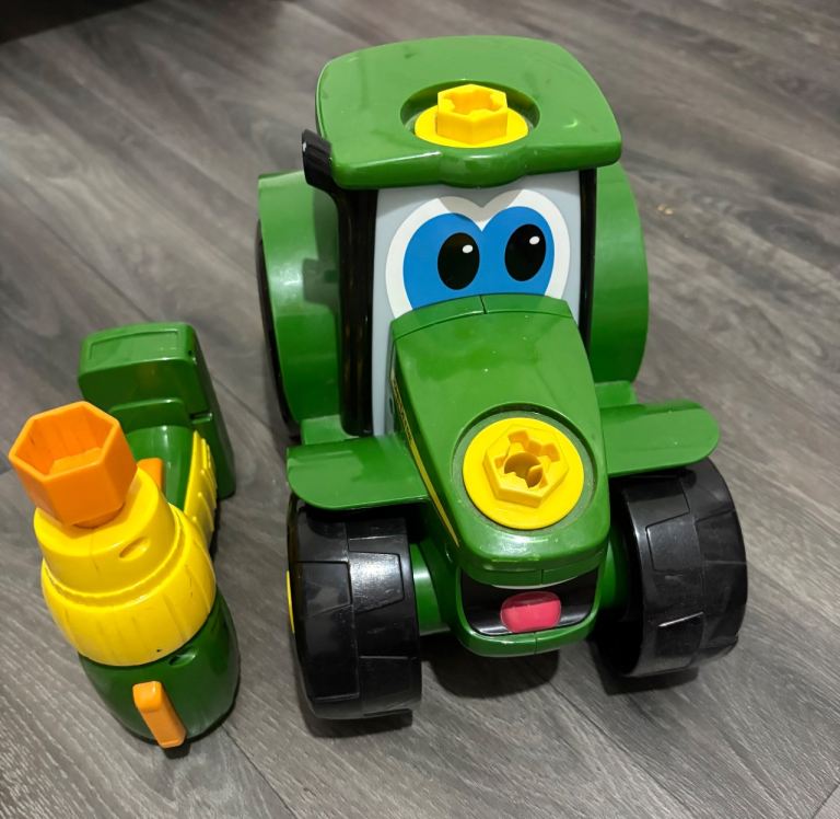 John Deere Build A Johnny Tractor, 16 Piece Building Farm Toy Car, Tractor Toy With Motorised Drill