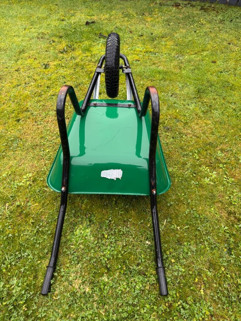 Wheelbarrow 