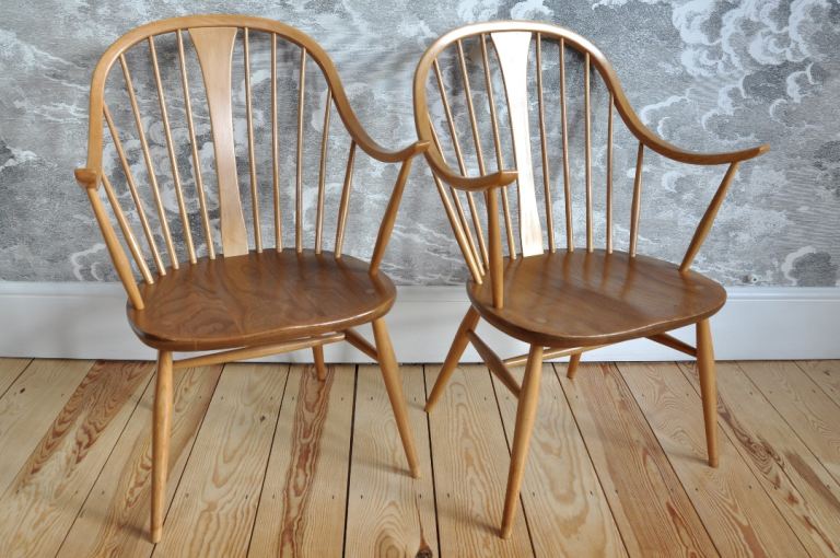 Set of 2 Vintage Retro 60's Mid Century Ercol Windsor Bow Cowhorn Carver Armchairs mdl 514