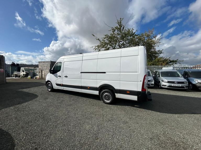 2018 Vauxhall Movano 2.3 CDTI BiTurbo H2 Van 130ps PANEL VAN Diesel Manual