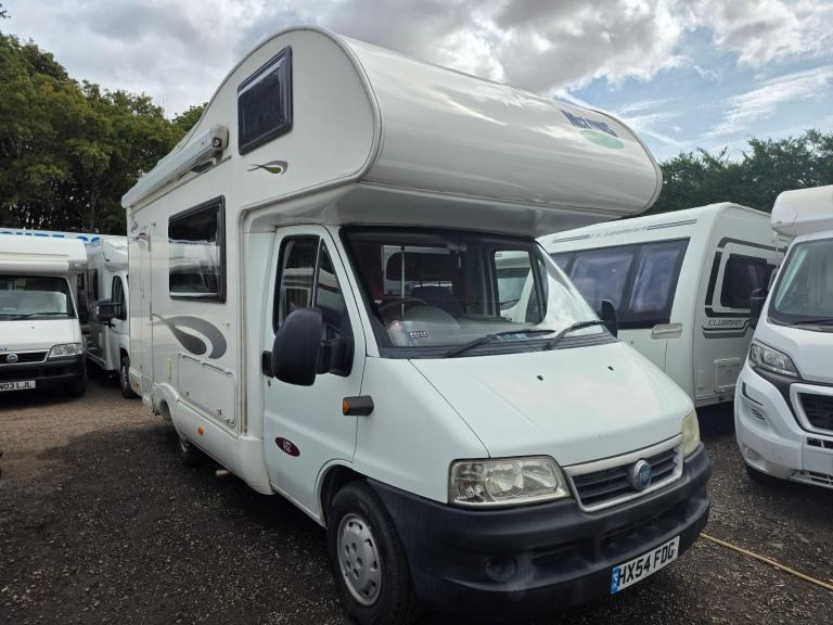 McLouis Glen Coachbuilt Motorhome 2004 (CY4)