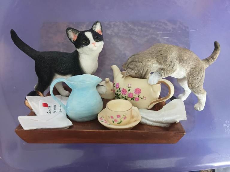 Sheratt and Simpson kittens with tea set