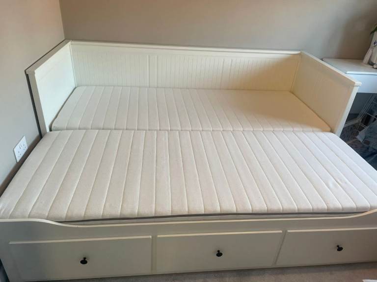 IKEA Hemnes Day Bed with 3 Drawers and Mattress