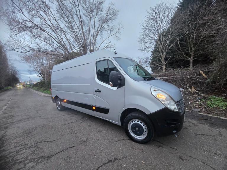 2014 Renault Master LM35dCi 125 Medium Roof Extra Van PANEL VAN Diesel Manual