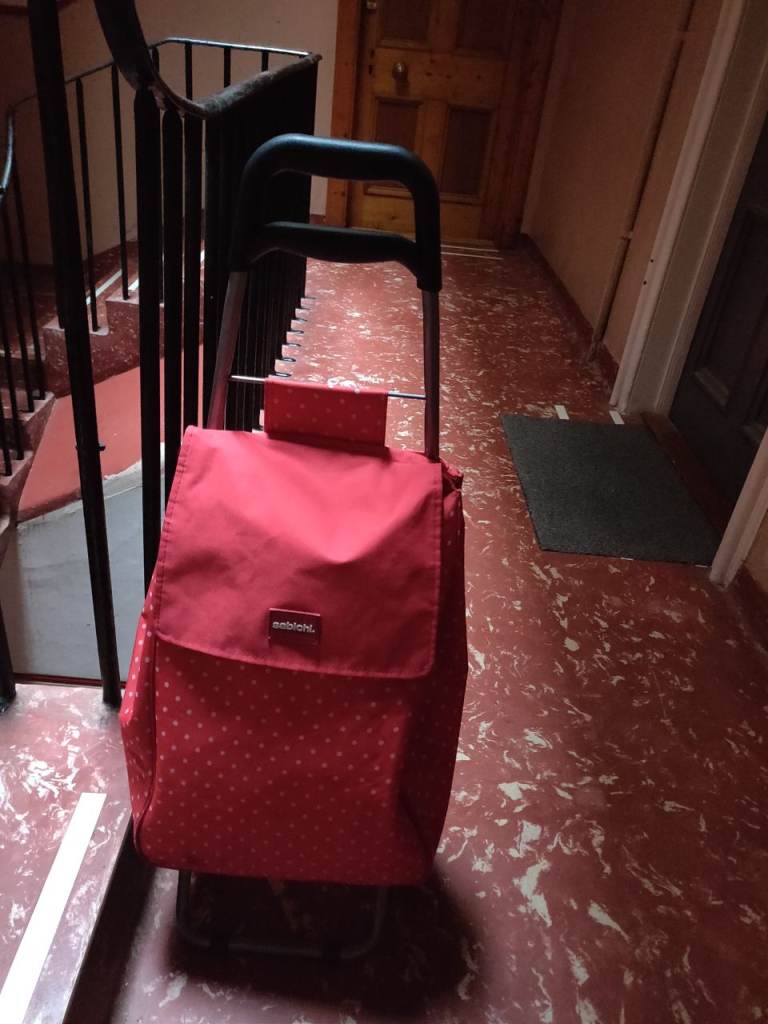 Red white polka dots Shopping Trolley Bag with Wheels – Good Condition