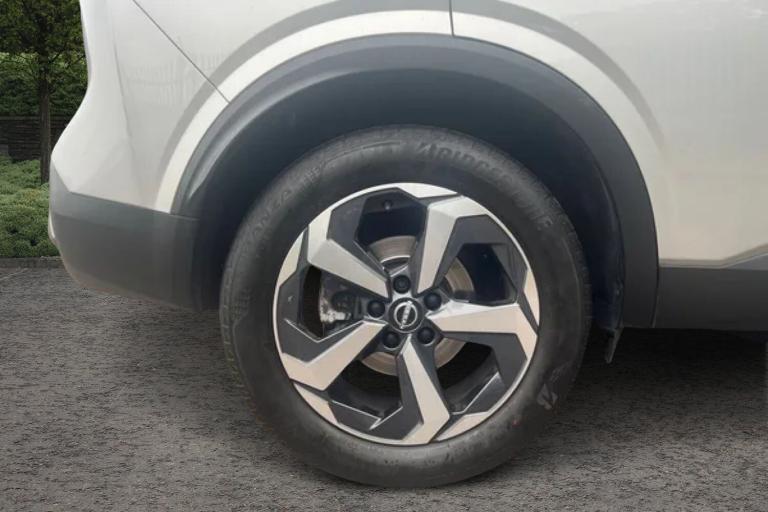 2021 Nissan Qashqai 1.3 DiG-T MH N-Connecta 5dr Hatchback Petrol Manual