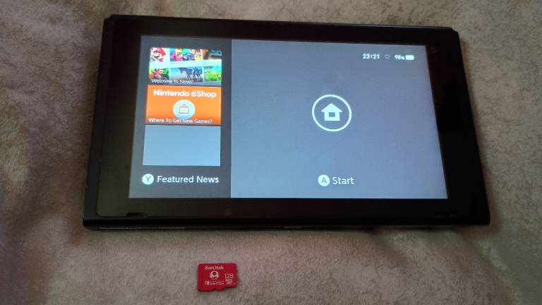 Nintendo Switch + 128gb SanDisk ( console video game computer mobile laptop no Xbox playstation )