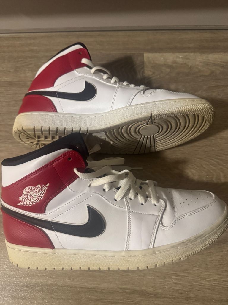 Authentic Air Jordan 1 Mid "White Chicago" 2019, 554724-116, UK 11