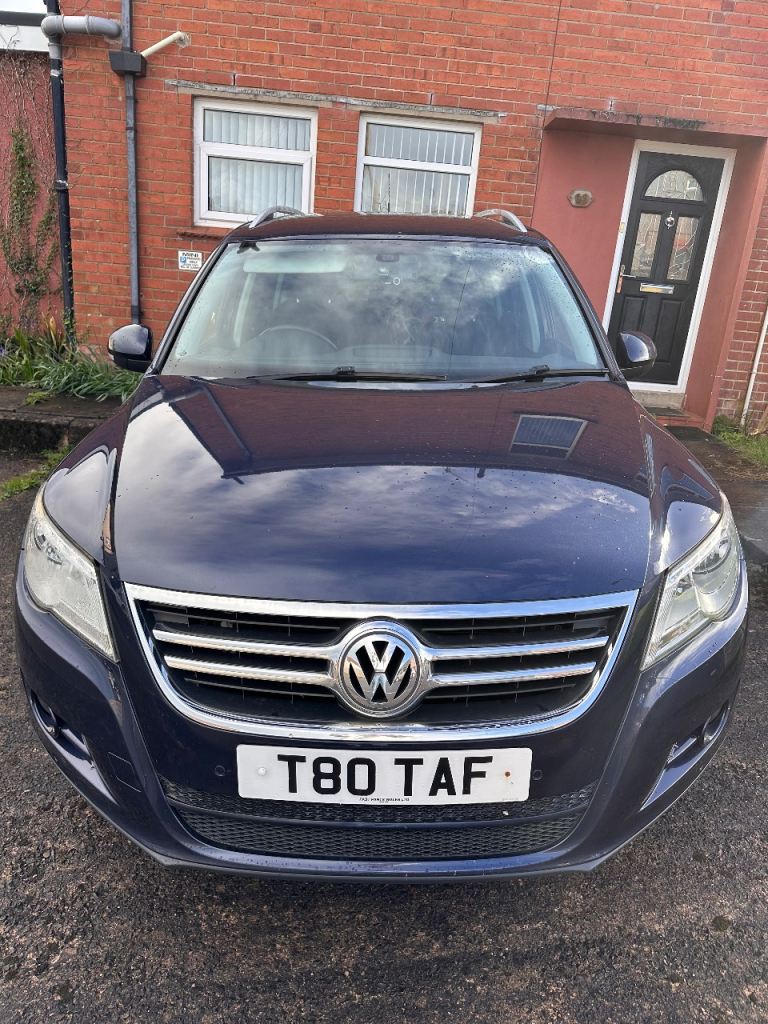 Volkswagen, TIGUAN, Estate, 2011, Semi-Auto, 1968 (cc), 5 doors