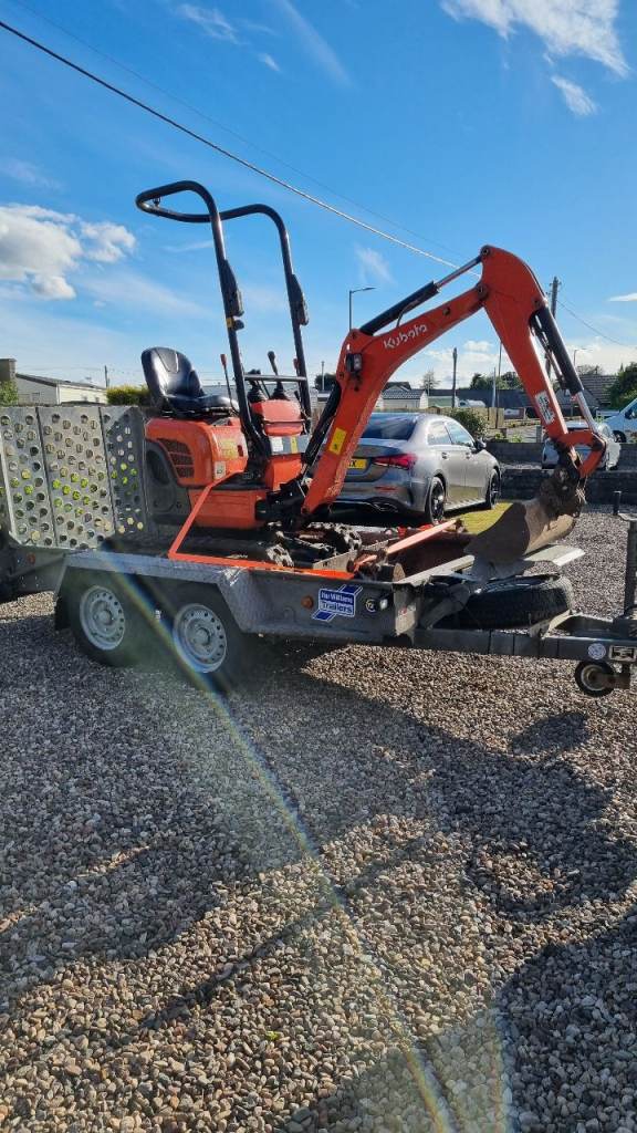 Kubota U10-3 Mini Digger & Plant Trailer