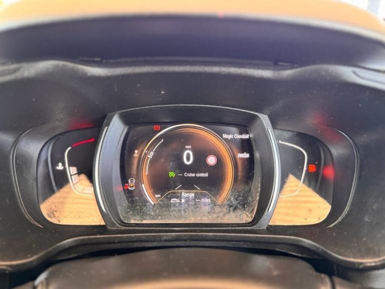 2018 Renault Kadjar 1.2 TCe Dynamique S Nav SUV 5dr Petrol Manual Euro 6 (s/s) (130 ps) HATCHBACK...