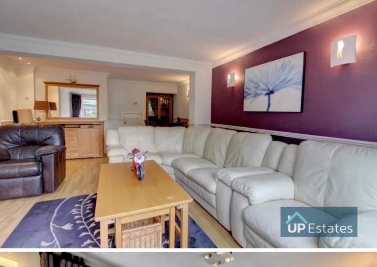 spacious double room is available at Coventry, CV2