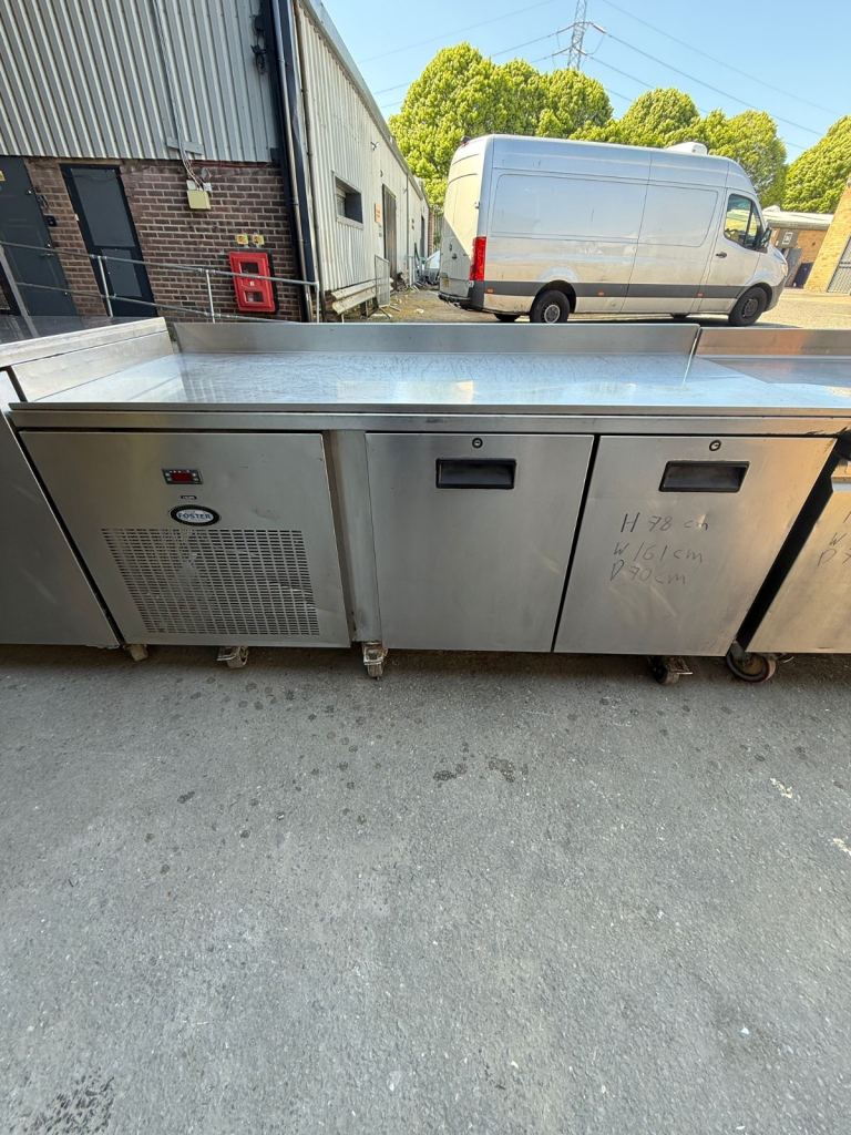 Commercial Refrigerated Counter Unit – Good Condition