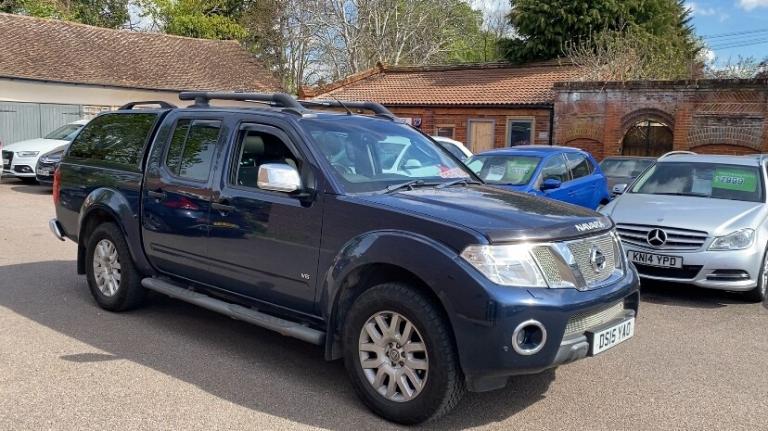 2015 Nissan Navara 3.0 dCi V6 Outlaw Pickup Double Cab 4dr Diesel Auto 4WD Euro