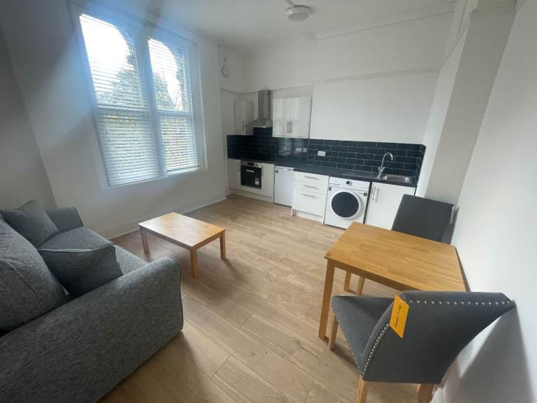 One bed flat to let Chorlton 