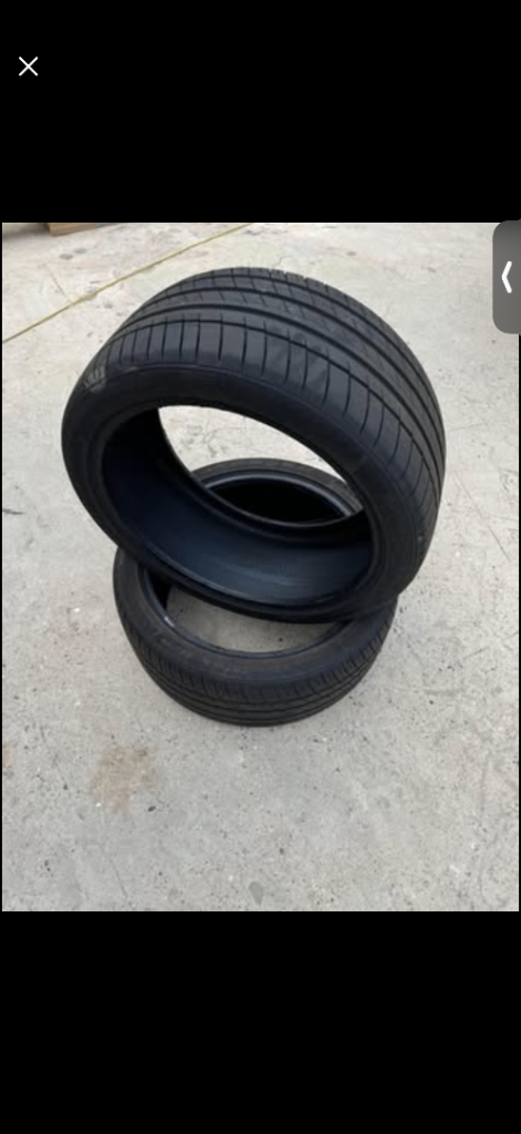Tyres 285/35/21