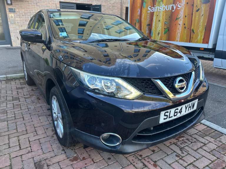 Low mileage, ULEZ compliant Nissan QASHQAI, Hatchback, 2014, Manual, 1197 (cc), 