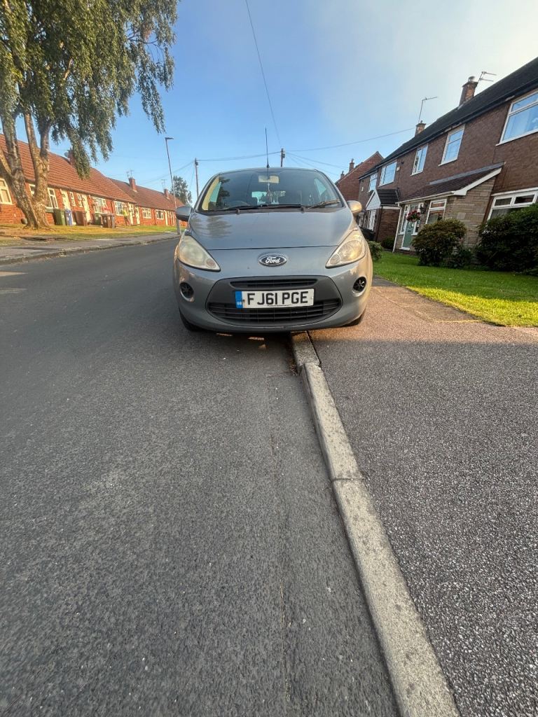 Ford, KA, Hatchback, 2011, Manual, 1242 (cc), 3 doors