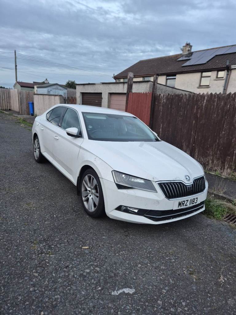 Skoda, SUPERB, Hatchback, 2017, Manual, 1968 (cc), 5 doors
