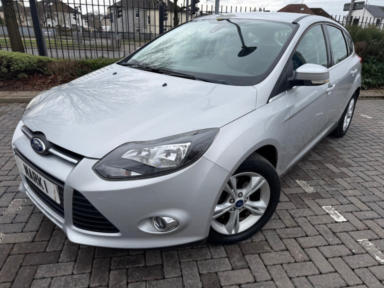 2014 Ford Focus 1.6 125 Zetec 5dr Powershift HATCHBACK Petrol Automatic