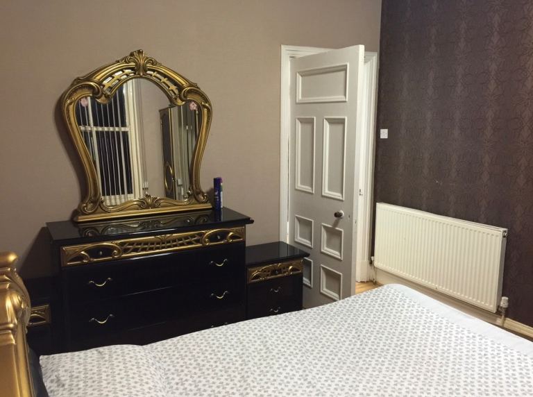 3 Bedroom Flat – 2 Bathrooms – Highfields, Leicester LE2 0DE 