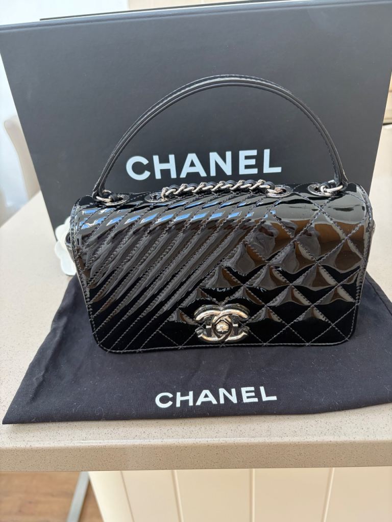 Chanel Bag As New 