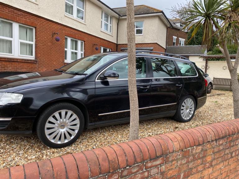 Volkswagen, PASSAT, Estate, 2010, Manual, 1968 (cc), 5 doors