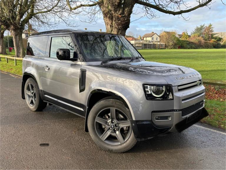 2022 Land Rover Defender 3.0 D250 X-Dynamic SE 90 3dr Auto ESTATE Diesel Automatic