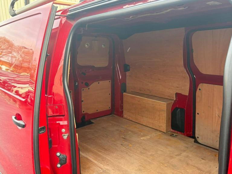 2021 Peugeot Expert 1400 2.0 BlueHDi 120 Professional Van PANEL VAN DIESEL Manual