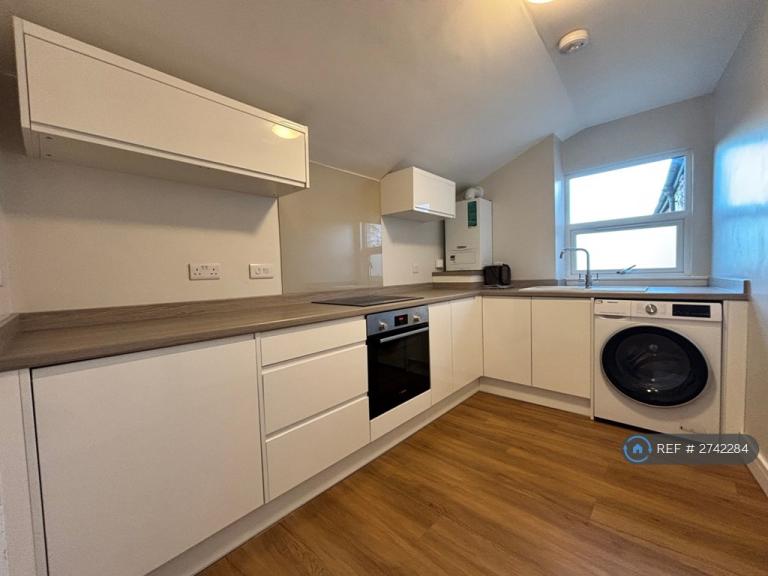 1 bedroom flat in East Reach, Taunton, TA1 (1 bed) (#2742284)