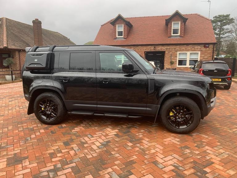 75 Reg, Land Rover, defender, 110, good spec, SUV,D250 3 L One owner 2220 miles