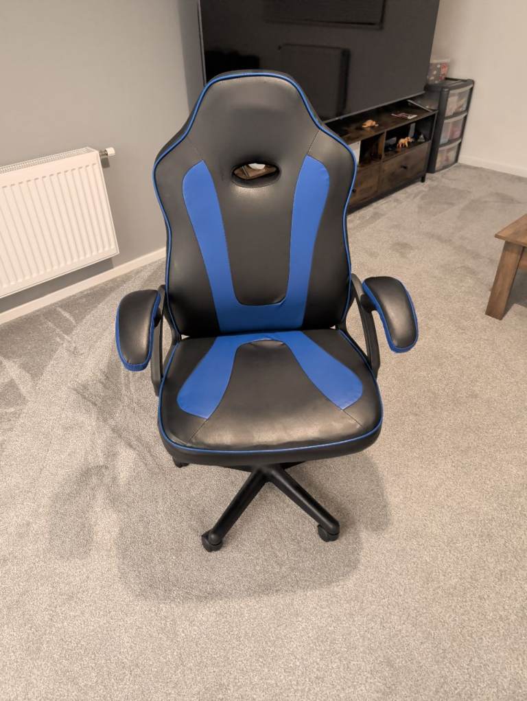 Child pc chair 