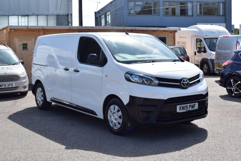 2019 Toyota ProAce 1.5D Active Medium Panel Van MWB Euro 6 6dr PANEL VAN Diesel Manual