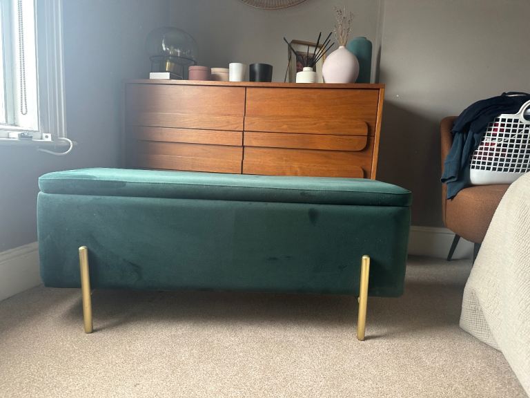 Storage Ottoman Bench in Green velvet, 