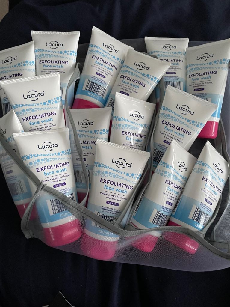 15 x exfoliating facial wash brand new
