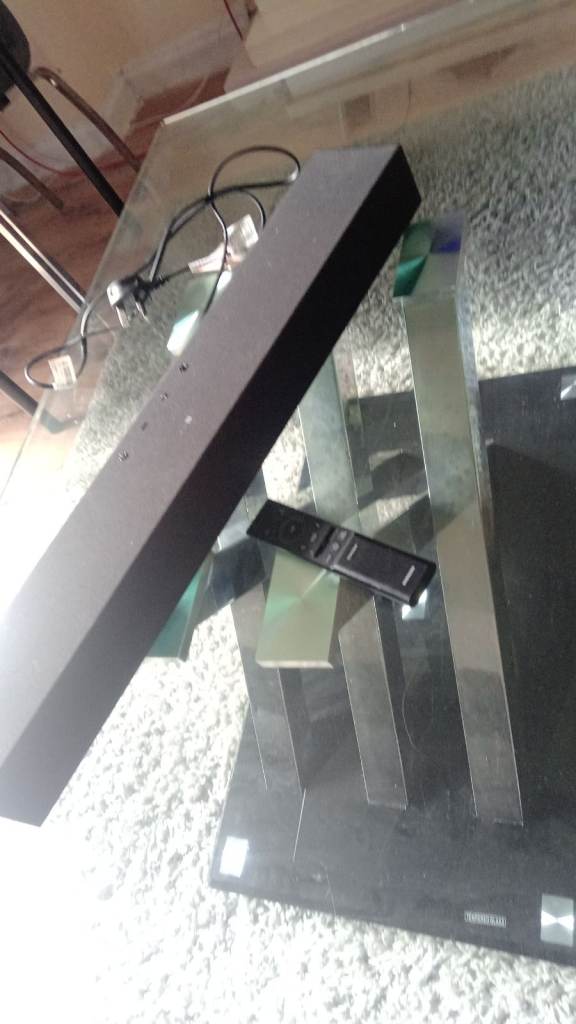 Sony Soundbar with Remote Control – Good Condition