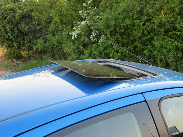 TOYOTA AYGO 1.0 VVT-i Blue MultiMode Euro 5 5dr 2010