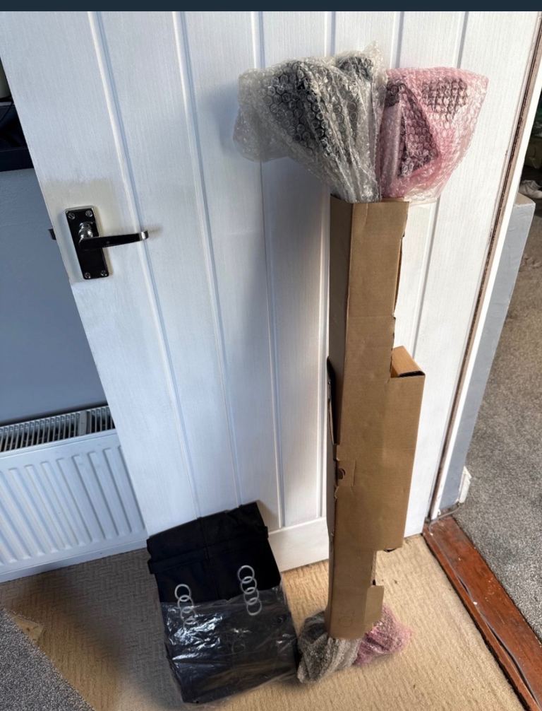 Audi Q5 genuine roof bars 