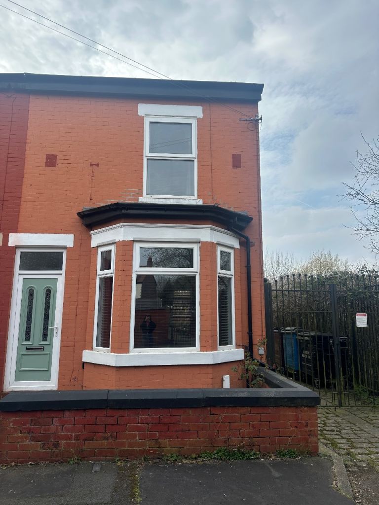 Beautiful 2 bed house for rent in levenshulme (not Didsbury)