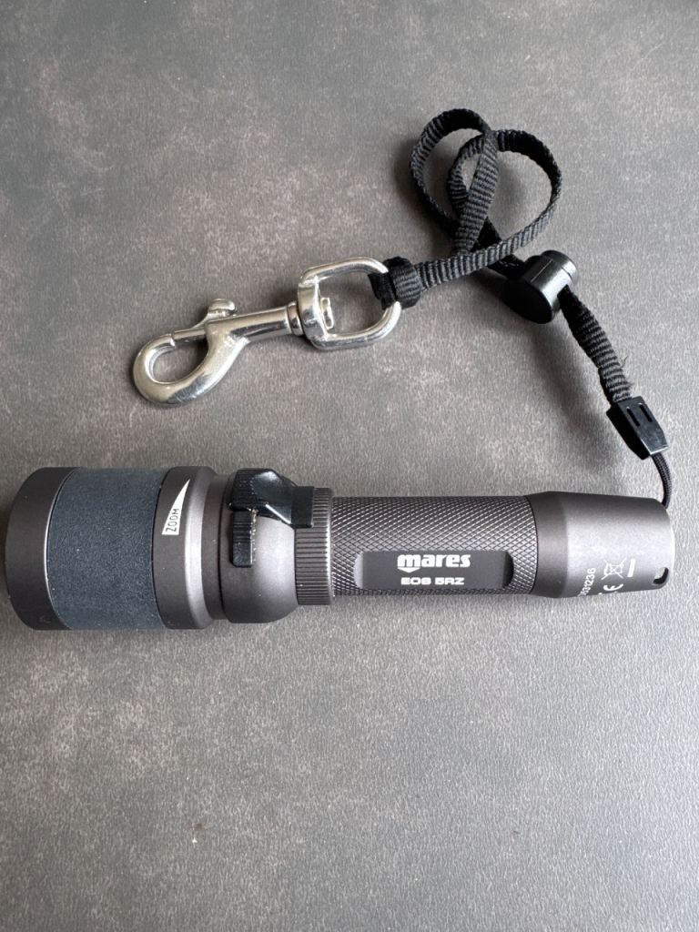 MARES  eos 5RZ Dive torch