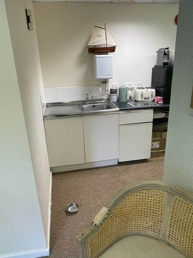 Office to let