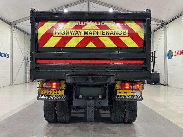 DAF TRUCKS CF85 360 8x4 Day Cab Steel Tipper Grab